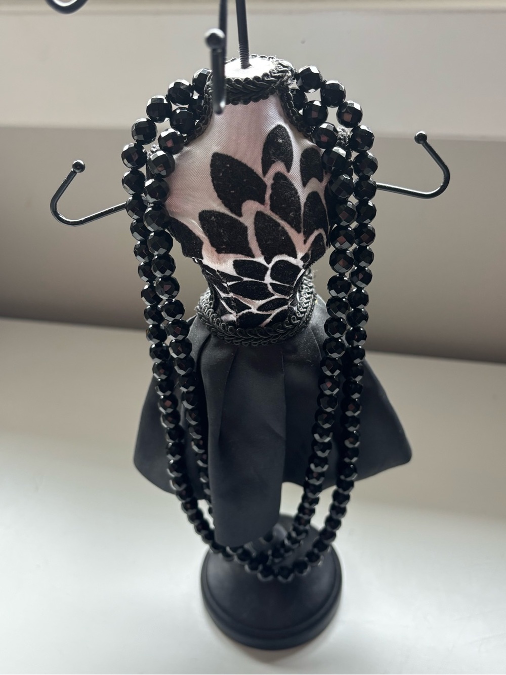 Vintage Black onyx beaded necklace with a 14k gold clasp 20” approx length